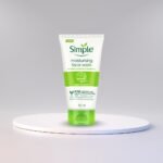 Simple moisturizing facial wash 150ml